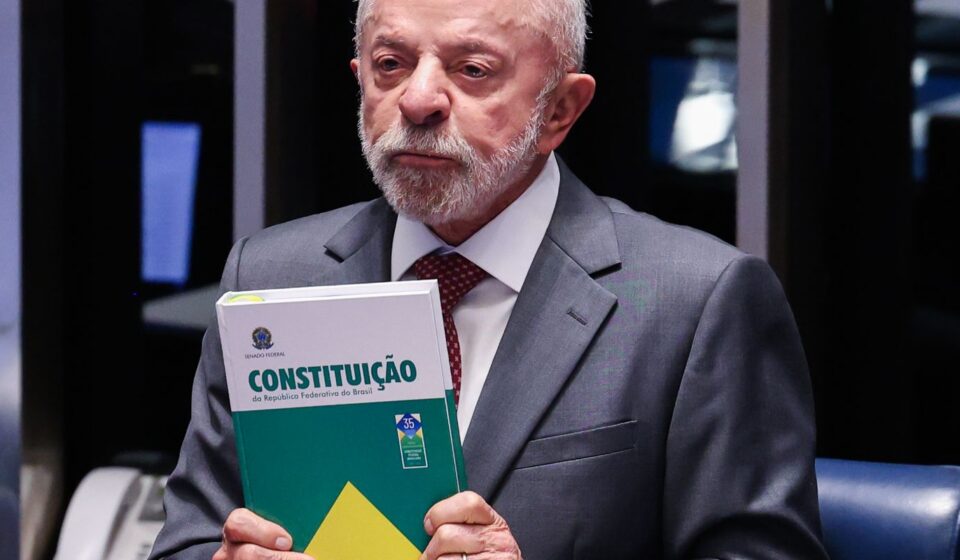 lula-faz-campanha-em-mg-e-celebra-fim-da-jornada-6×1