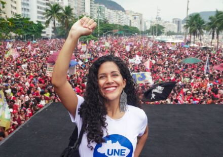 estudantes-retomam-protagonismo-em-momento-decisivo-no-pais,-diz-une