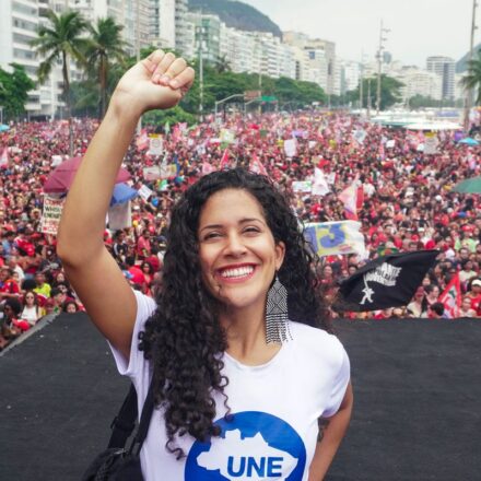 estudantes-retomam-protagonismo-em-momento-decisivo-no-pais,-diz-une