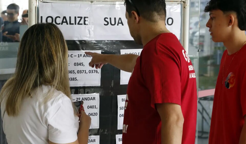 2o-turno:-130-mil-eleitores-de-22-estados-votarao-em-local-diferente
