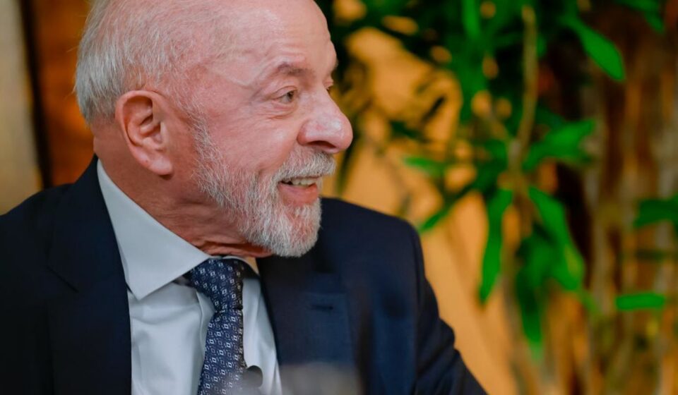 lula-diz-que-vai-entregar-amanha-ao-tse-pedido-de-abertura-de-sigilo