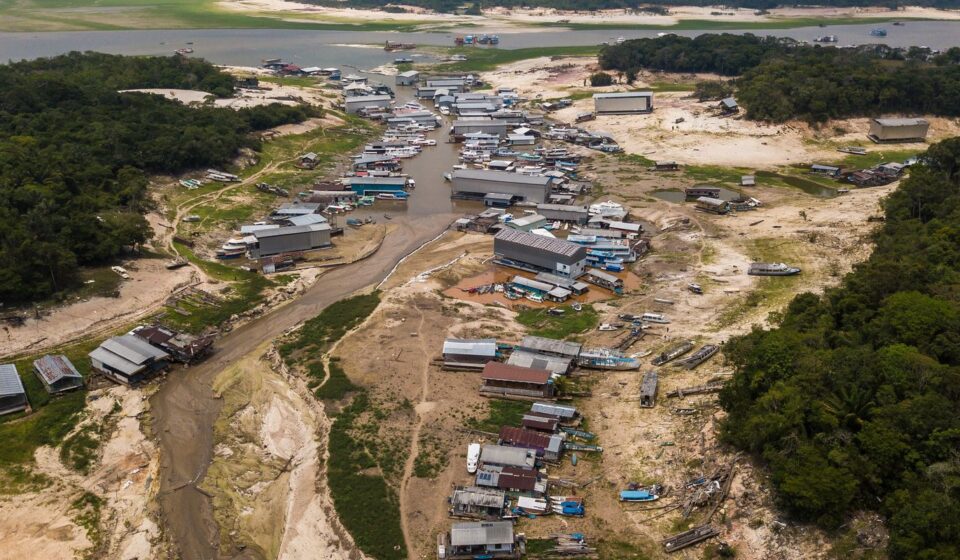 estiagem-ja-compromete-rotina-de-comunidades-ribeirinhas-no-amazonas