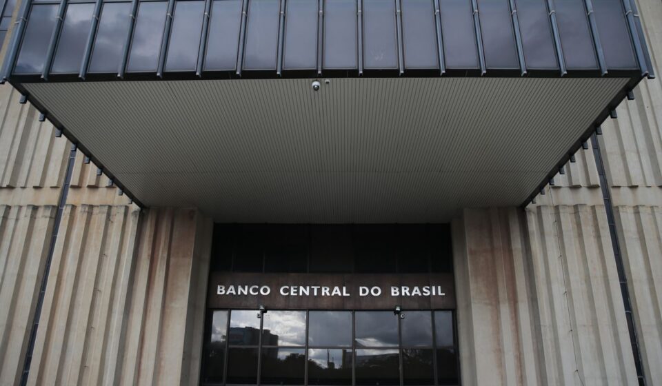 tcu-aprova-contas-do-bc-de-2025-apos-desvincular-processo-do-master