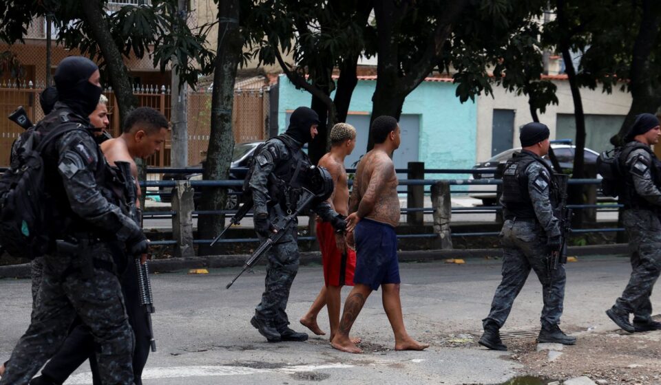 governo-do-rj-devera-adquirir-cameras-para-policiais-em-marco-de-2027 