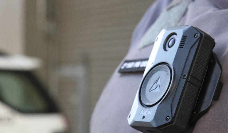 policiais-do-rj-devem-ter-novas-cameras-corporais-em-marco-de-2027