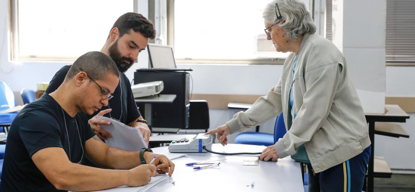 confira-horario-de-votacao-neste-domingo,-segundo-turno-das-eleicoes