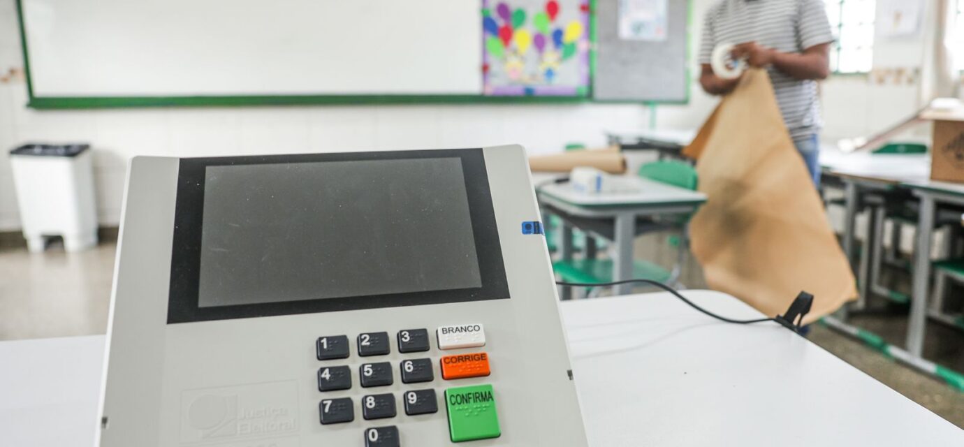 tre-sp-substitui-52-urnas-que-apresentaram-problemas-no-estado