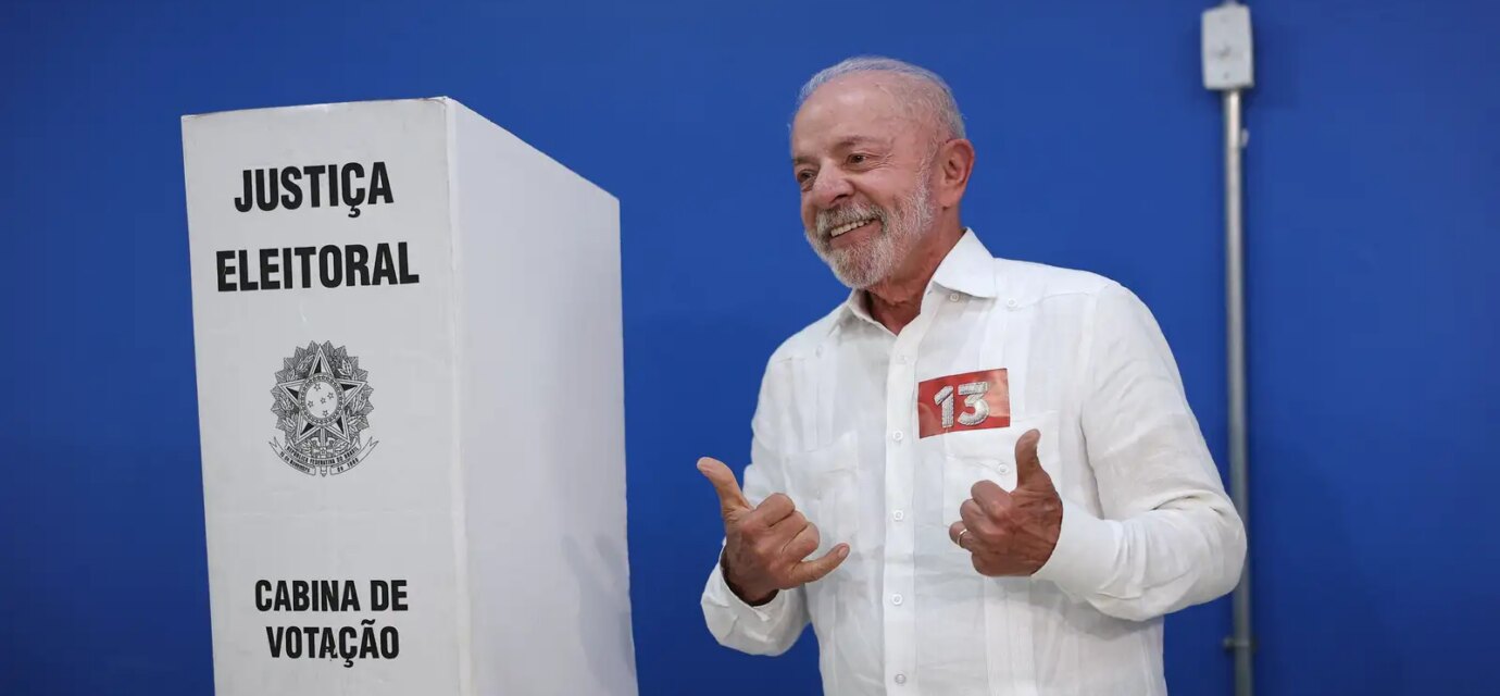 lula-vota-e-enaltece-mobilizacao-popular:-“nunca-vi-nada-igual”