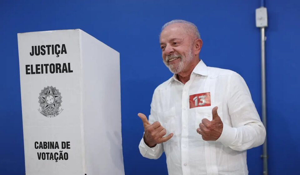 lula-vota-e-enaltece-mobilizacao-popular:-“nunca-vi-nada-igual”