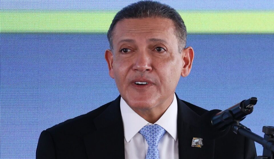tse:-secoes-eleitorais-ainda-abertas-devem-manter-votacao-ate-as-19h