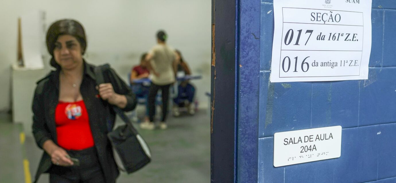 tre-rj-diz-que-secoes-eleitorais-ficarao-abertas-ate-as-19h