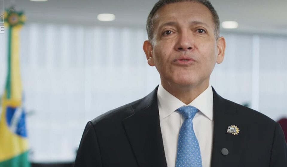 tse-nega-acusacao-de-flavio-sobre-expulsao-de-fiscais-de-sala-cofre