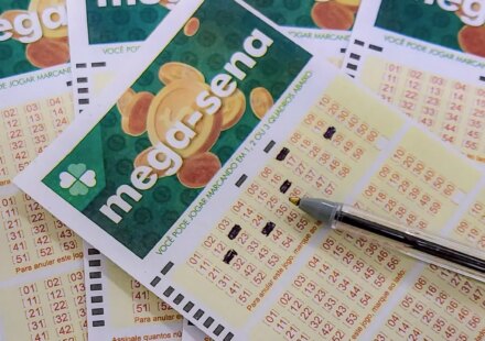 mega-sena-nao-tem-ganhador;-premio-acumula-para-r$-305-milhoes