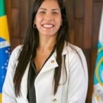 justica-proibe-deputada-de-incentivar-demissao-de-opositores