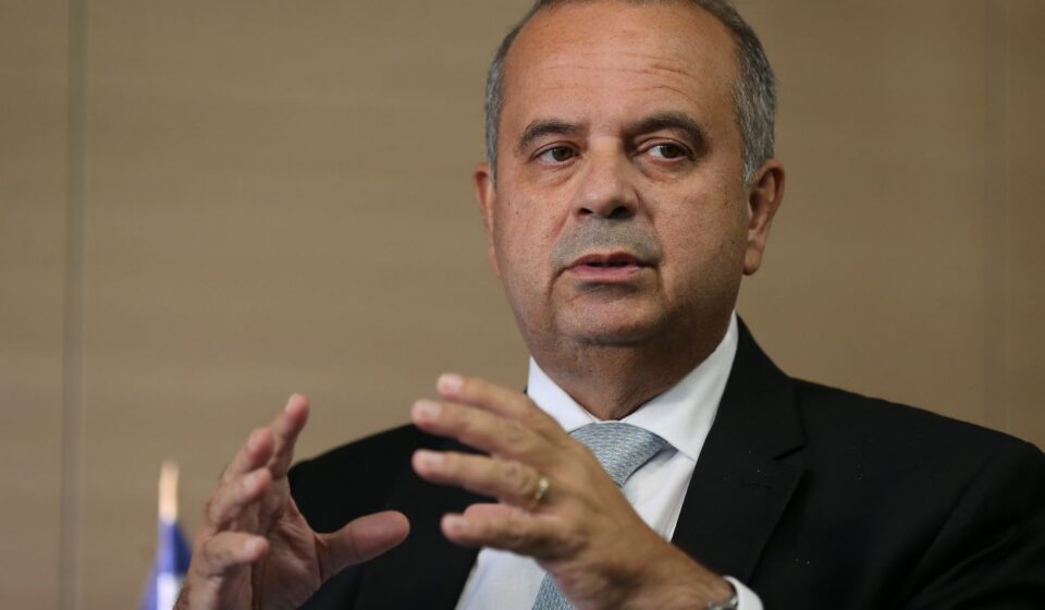 coordenador-de-campanha-se-diz-surpreso-com-fuga-de-flavio