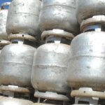 justica-bloqueia-r$-327-mi-do-cv-por-venda-ilegal-de-gas-de-cozinha