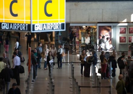 finados:-2-milhoes-de-passageiros-devem-passar-por-aeroportos-do-pais